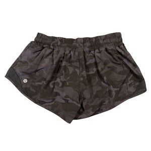 Lululemon Hotty Hot Shorts Camo Size 6